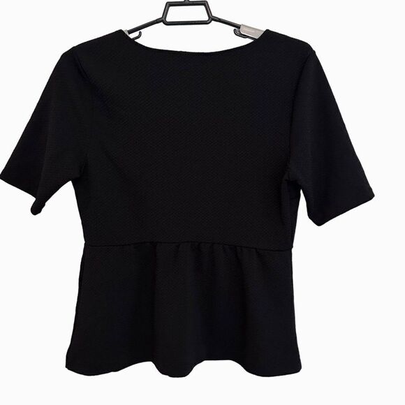 Daisy Fuentes Black Peplum Top Womens XL Short Sleeve Cute! Textured Print - Picture 2 of 6